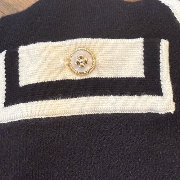 Adrienne Vittadini Black Cardigan with Cream Accents - Picture 6 of 8